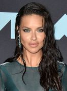 Adriana Lima u mokroj haljini na dodjeli nagrada MTV VMA - 5