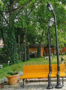 Zaljubjene lampe u \'skrivenom dvorištu\'