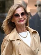 Dama iz Zagreba u mesh balerinkama