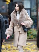 Dame sa zagrebačke špice u gležnjačama-platformama podstavljenima umjetnim krznom i vunom - 4