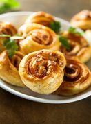 Pužići sa sirom i šunkom