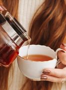 Mali rituali, velika sreća: Kako zeleni čaj može podići vaše raspoloženje