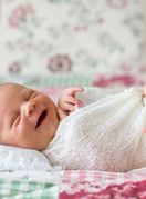 Novorođena djevojčica