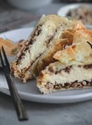 Baklava cheesecake