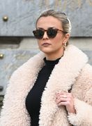 Ljepotica iz Zagreba u popularnim tenisicama