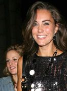 Odjevna izdanja Catherine Middleton prije zaruka s princom Williamom - 9