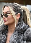 Ljepotica iz Zagreba u trendovskim papučama