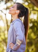 Uz hodanje možete ubaciti još nešto što volite raditi, naprimjer slušanje glazbe