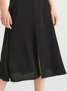 Malu crnu haljinu gotovo svaka žena ima u ormaru