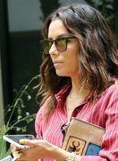 Eva Longoria u crvenom kombinezonu - 1