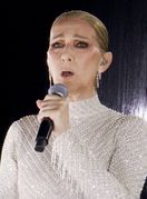 Celine Dion na otvorenju Olimpijskih igara u Parizu - 1
