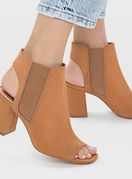 Stradivarius. 229 kuna