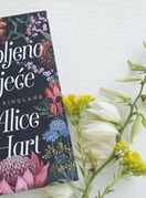 Prvijenac Holly Ringland ima terapeutski učinak