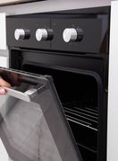 Nevjerojatno jednostavan trik učinit će da vaša pećnica blista