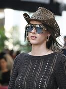 Kulerica iz Zagreba nosi čizme u ljetnom street style izdanju