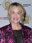 Sharon Stone u sjajnom odijelu na dodjeli nagrada Guild of Music Supervisors - 3