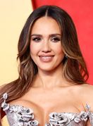 Jessica Alba na oscarovskom Vanity Fair partyju u haljini Tamare Ralph - 1