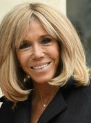 Brigitte Macron u predivnom kaputu - 4