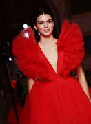 Manekenka Kendall Jenner u popularnoj haljini