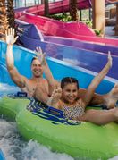 Osim tobogana i bazena, tu su i tematski uređene igraonice s animatorima.