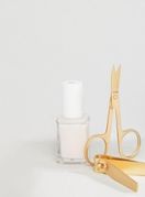 Izrada manikure postat će mačji kašalj uz jednoroga