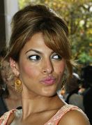 Eva Mendes uvijek blista na crvenom tepihu