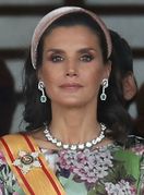 Kraljica Letizia u svečanoj haljini - 2