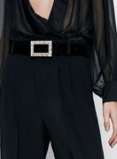 Crne hlače brenda Zara