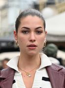 Mlada dama centrom Zagreba je prošetala u top izdanju