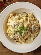 Kremasta tjestenina s piletinom