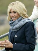 Brigitte Macron u obući u kojoj se prve dame jako rijetko viđa - 3