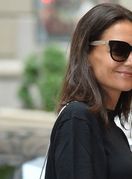 Katie Holmes u poderanim trapericama - 3