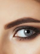 Postoje načini kako ubrzati rast obrva