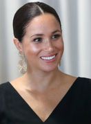 Meghan Markle u (ne)popularnom odjevnom komadu - 5