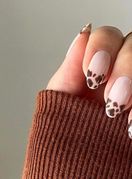 Nokti s uzorkom kravlje dlake