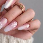 Manikura s pahuljicama