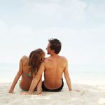 Zaljubljeni par na plaži