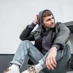 Zabrinut dečko