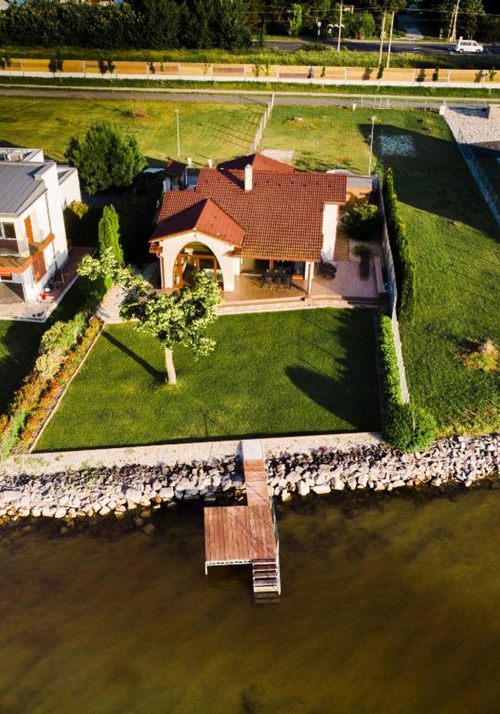 Istražujemo susjedstvo Kuća na Balatonu koja ima sve za pravi odmor na 2 sata od Zagreba