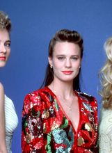 Gina (Robin Mattson), Kelly (Robin Wright) i Eden (Marcy Walker)