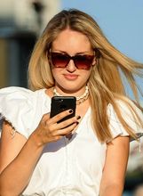 Street style izdanje lijepe mame iz Zagreba