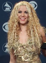 Shakira prvi put na dodjeli nagrada Grammy 2001. godine