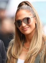 Jennifer Lopez u \'golim\' tajicama - 1