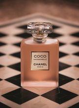 Coco Mademoiselle L'Eau Privée jedna je od verzija popularnog parfema