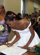 Fani Čapalija u vjenčanici fudbalerka-kroja