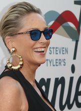 Sharon Stone na gala večeri - 4