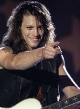 Jon Bon Jovi nekad i sad - 3