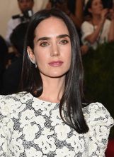 Najljepše crnokose slavne dame - 1