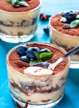 Tiramisu s borovnicama