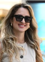 Dama iz Zagreba u mrežastim balerinkama